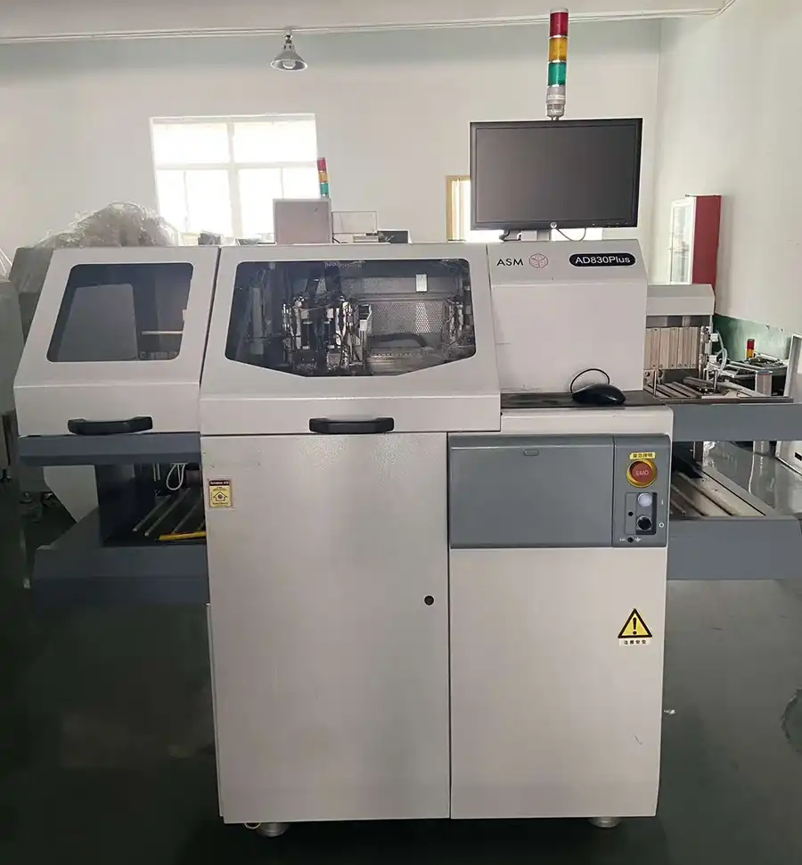 ASMPT AD830 Plus — автомат установки кристаллов на клей